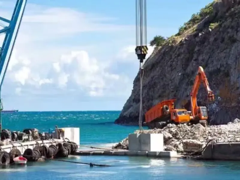 How to prolong the service life of galvanized oiled wire rope