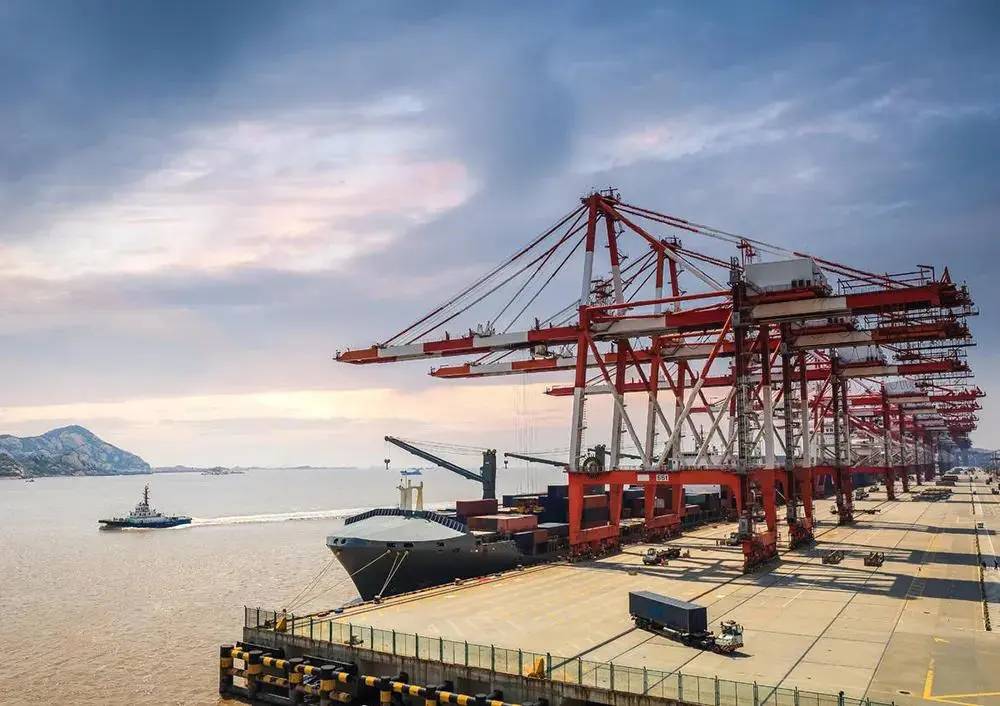 Port lifting wire rope